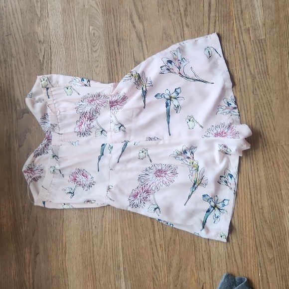 Strapless romper with pockets - Picture 2 of 5